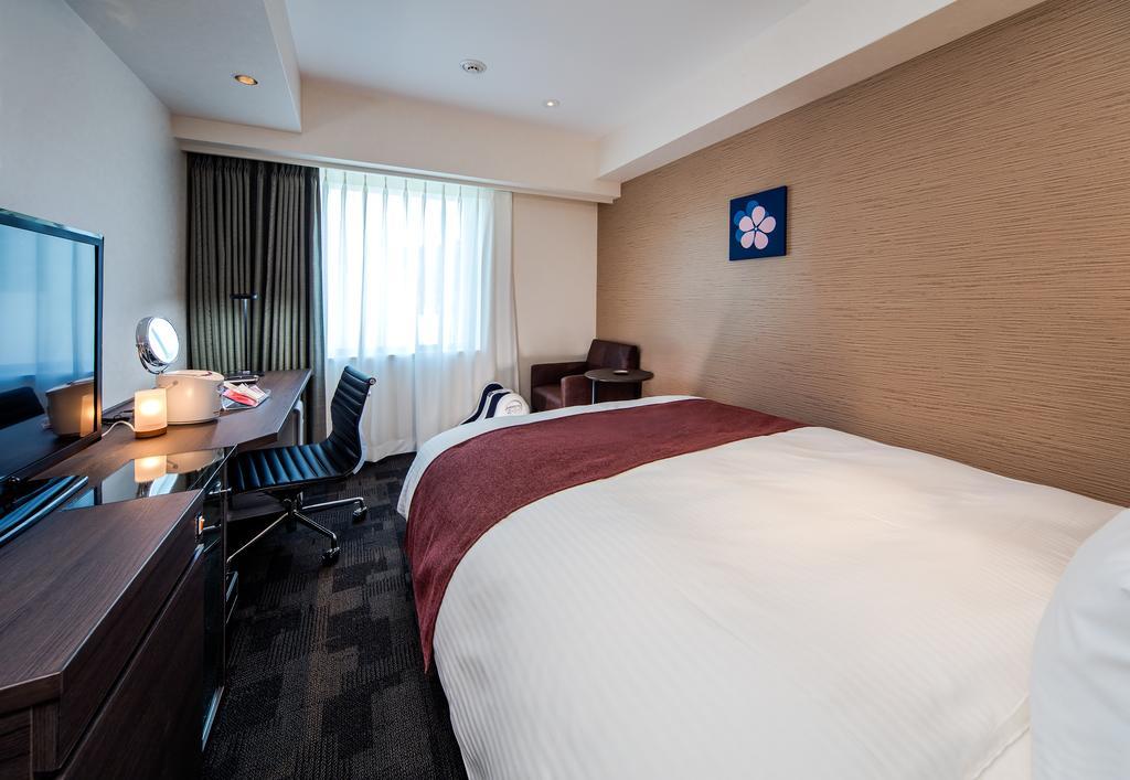 Daiwa Roynet Hotel Tokushima Ekimae Exterior foto