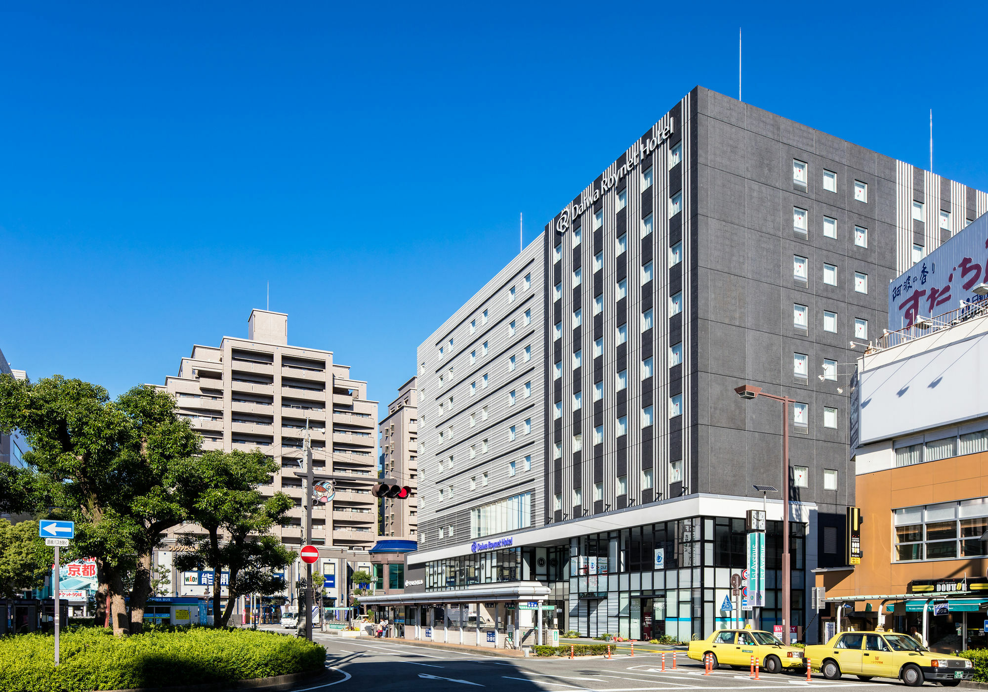 Daiwa Roynet Hotel Tokushima Ekimae Exterior foto